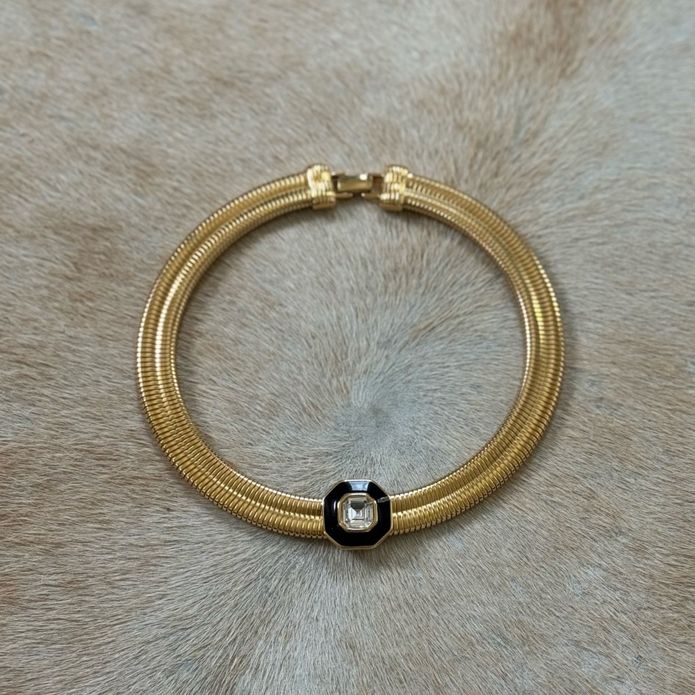Elegant Gold and Black Choker Necklace